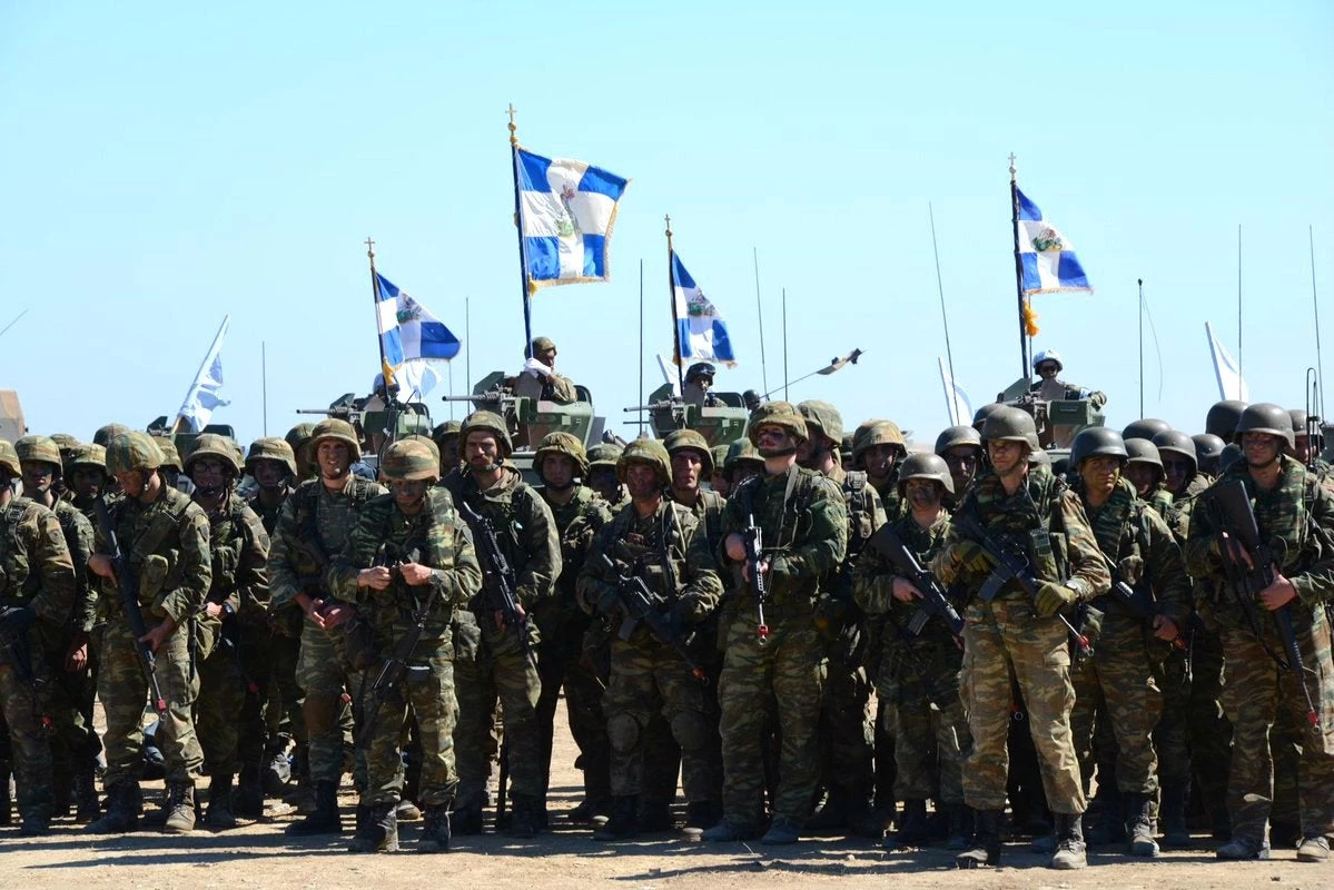 Ηχηρό μήνυμα των ελληνικών ΕΔ: Πρόβα τζενεράλε ελληνοτουρκικής κρίσης – Σε ετοιμότητα για πιθανή τουρκική πρόκληση